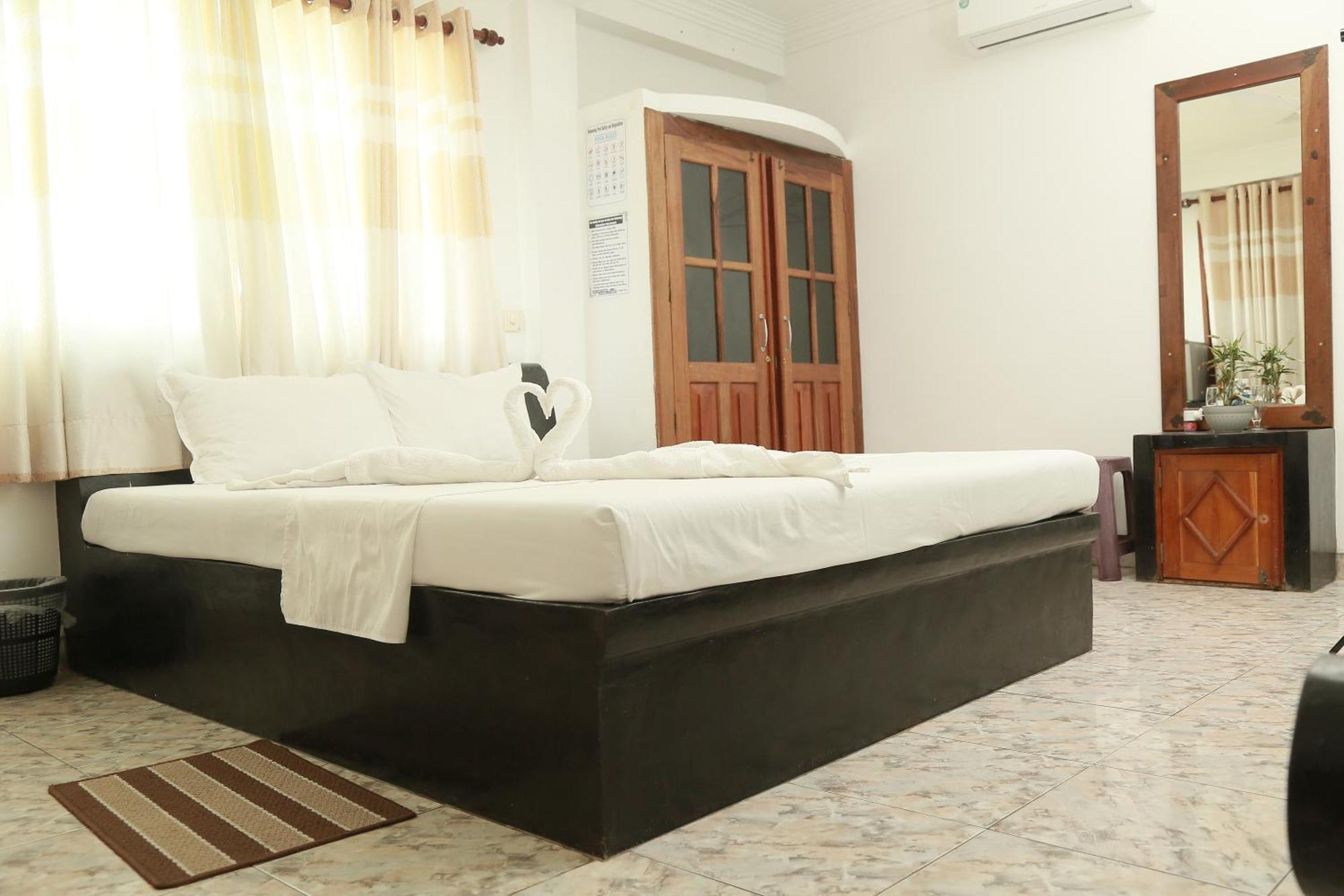 New Ocean Hill Hotel Hikkaduwa Extérieur photo